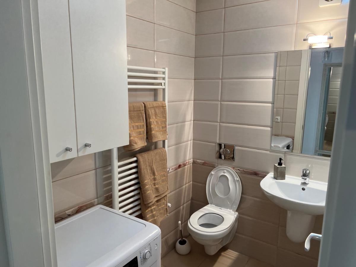 Kronstader Apartaments Braşov Exteriör bild