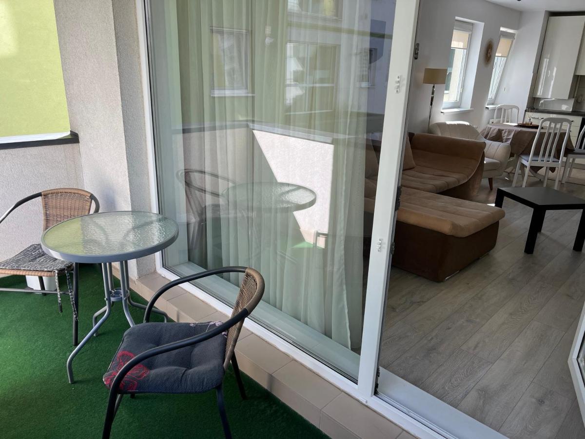 Kronstader Apartaments Braşov Exteriör bild